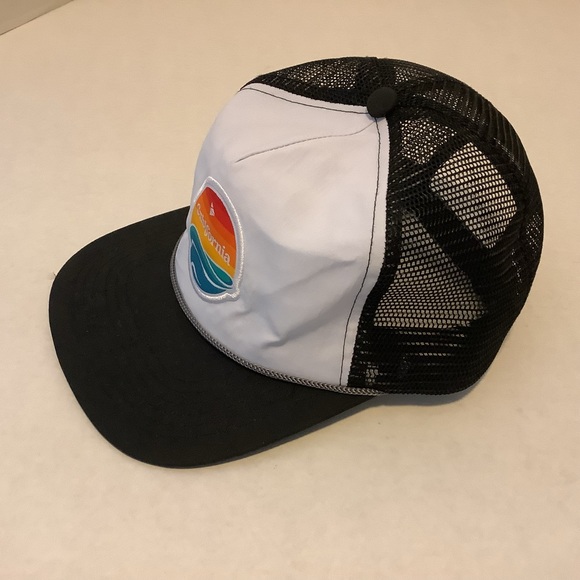 Cribs Men’s Mesh SnapBack Truckers Hat Logo Criblfornia Patch Black/White - Picture 12 of 16